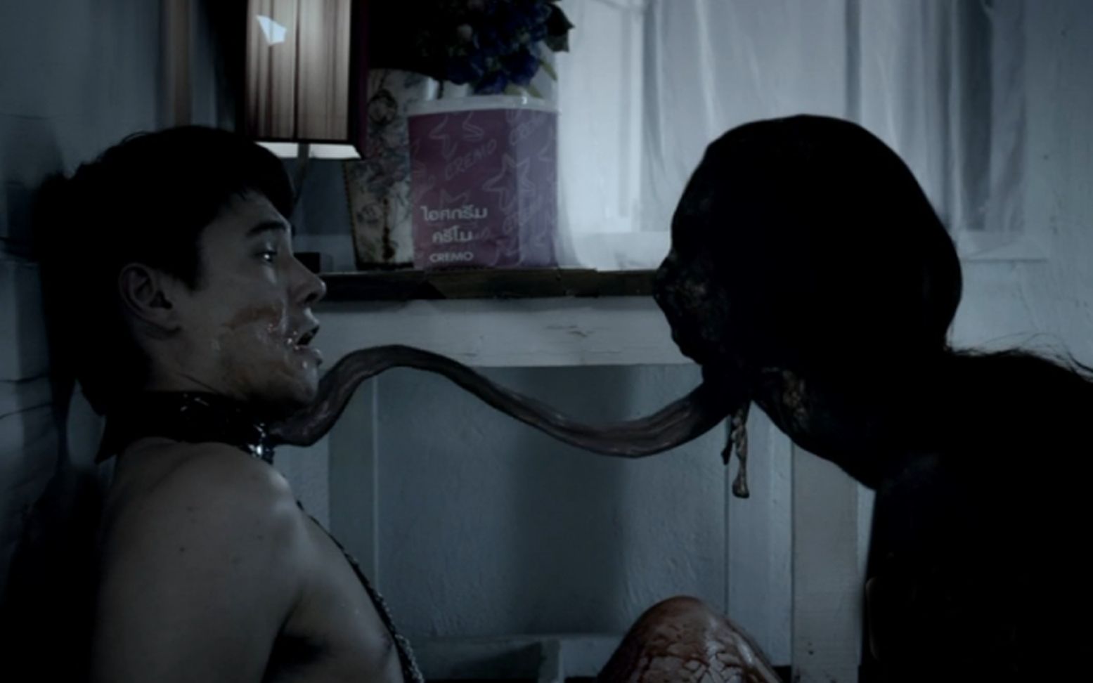 孕妇下巴烧成的香水，可以控制人的《尸油》，泰国恐怖禁片