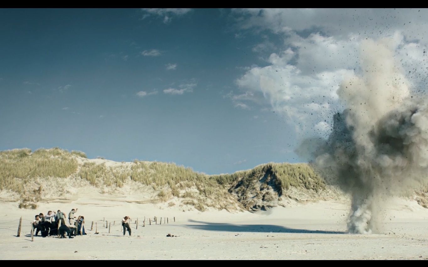 【边禾电影】15年最佳冷门电影《地雷区》-沙滩上，少年们像狗一样死去。