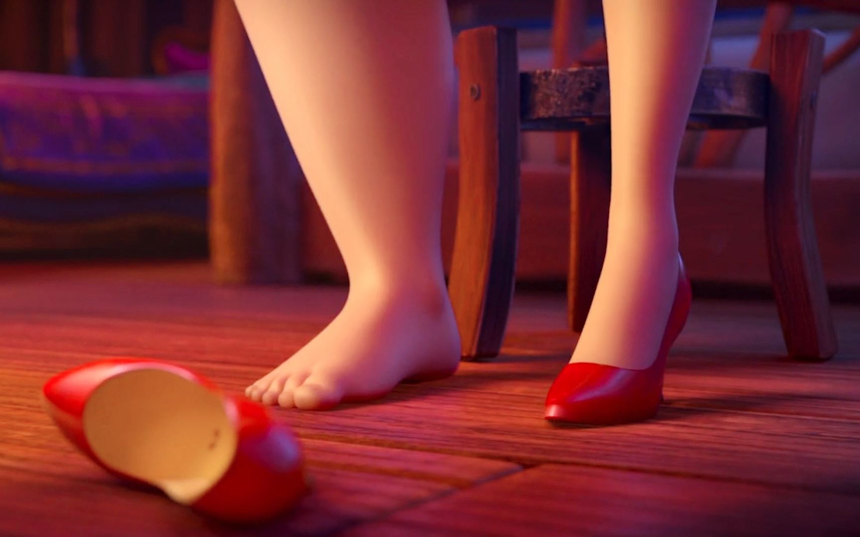胖版白雪公主获得一双红鞋，穿上立马变漂亮，还爱上一个小矮人