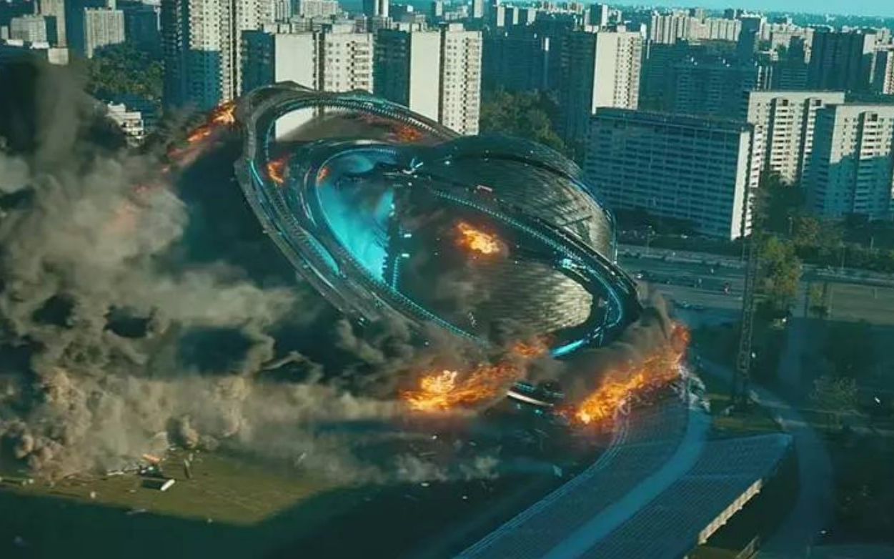 【波比】俄罗斯科幻片《莫斯科陷落》，外星飞船造访地球，却被战斗民族打了下来