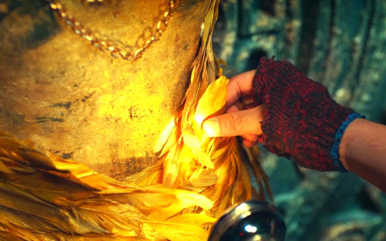 奇幻片：洞里有尊黄金雕像，有人想拿走一片黄金叶，却再也回不去