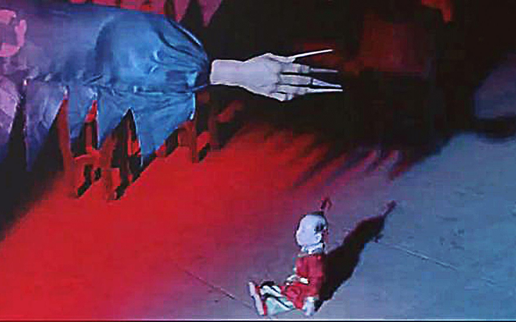 一部36年前诡异电影，武生被几十个人害死，布娃娃显真身为他复仇